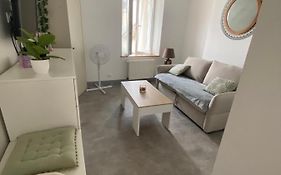 Le Studio - Logement Entier à Déols
